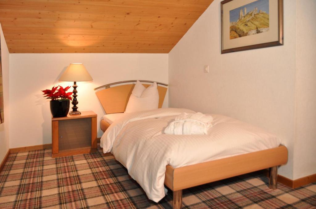 Hotel De La Paix Champéry Szoba fotó