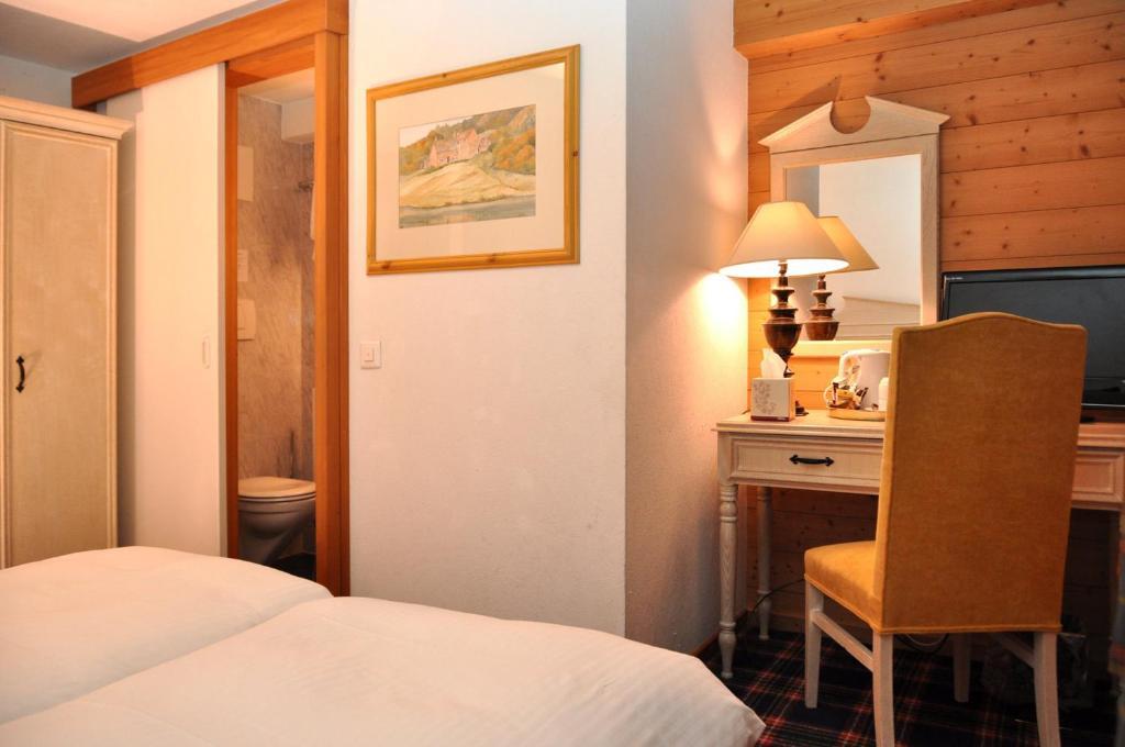 Hotel De La Paix Champéry Szoba fotó