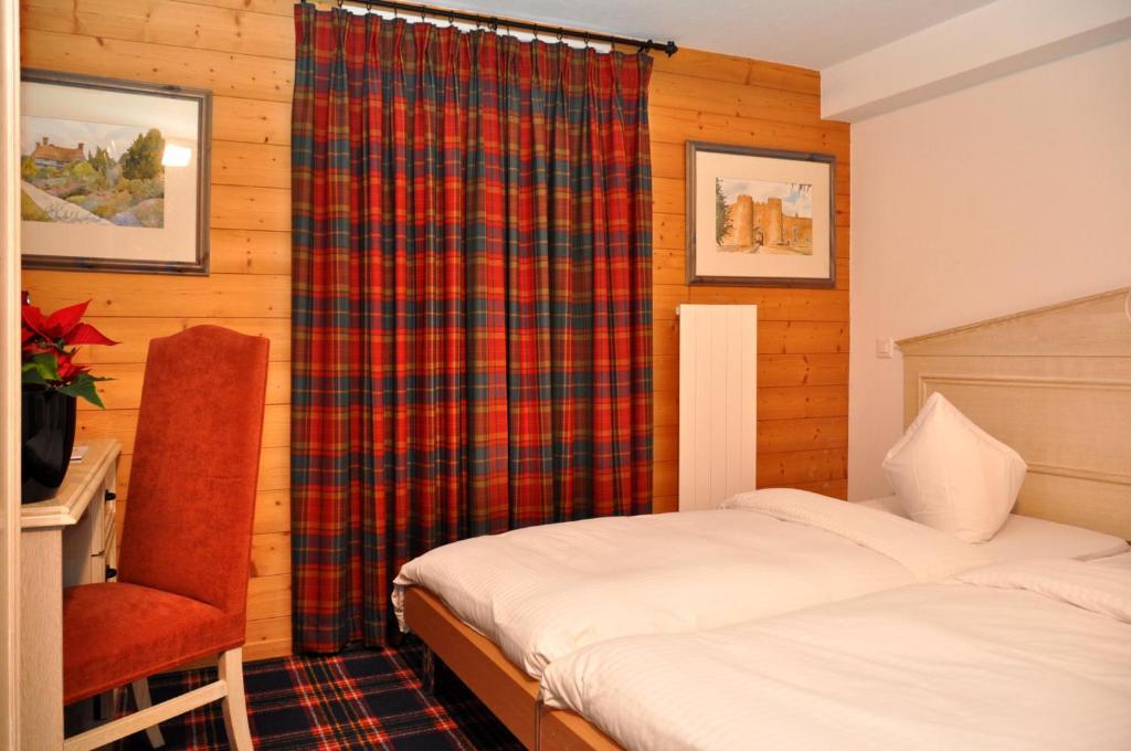 Hotel De La Paix Champéry Szoba fotó
