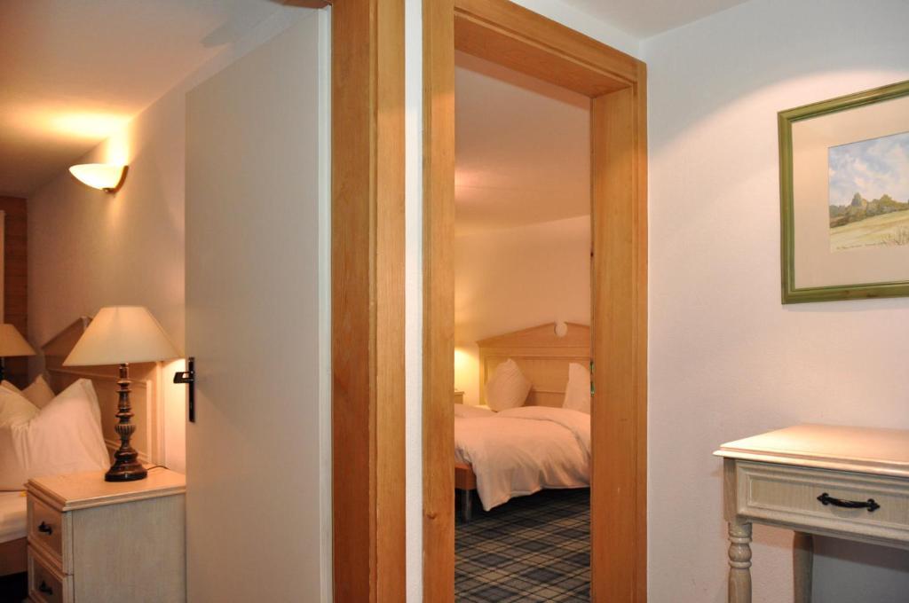 Hotel De La Paix Champéry Szoba fotó