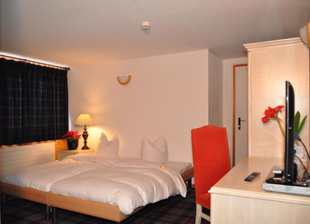 Hotel De La Paix Champéry Szoba fotó